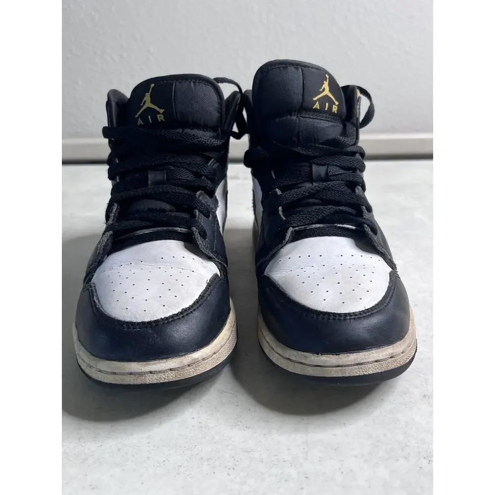 Jordan 1 Mid Youth 6.5Y Black White Metallic Gold Sneaker
